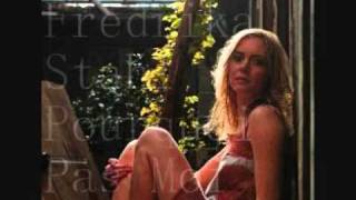 Pourquoi pas moi ? Music Video