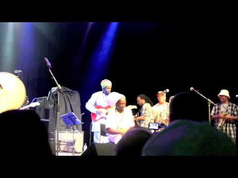 Ras Lawi"Give Ises" Live @ O2 Arena