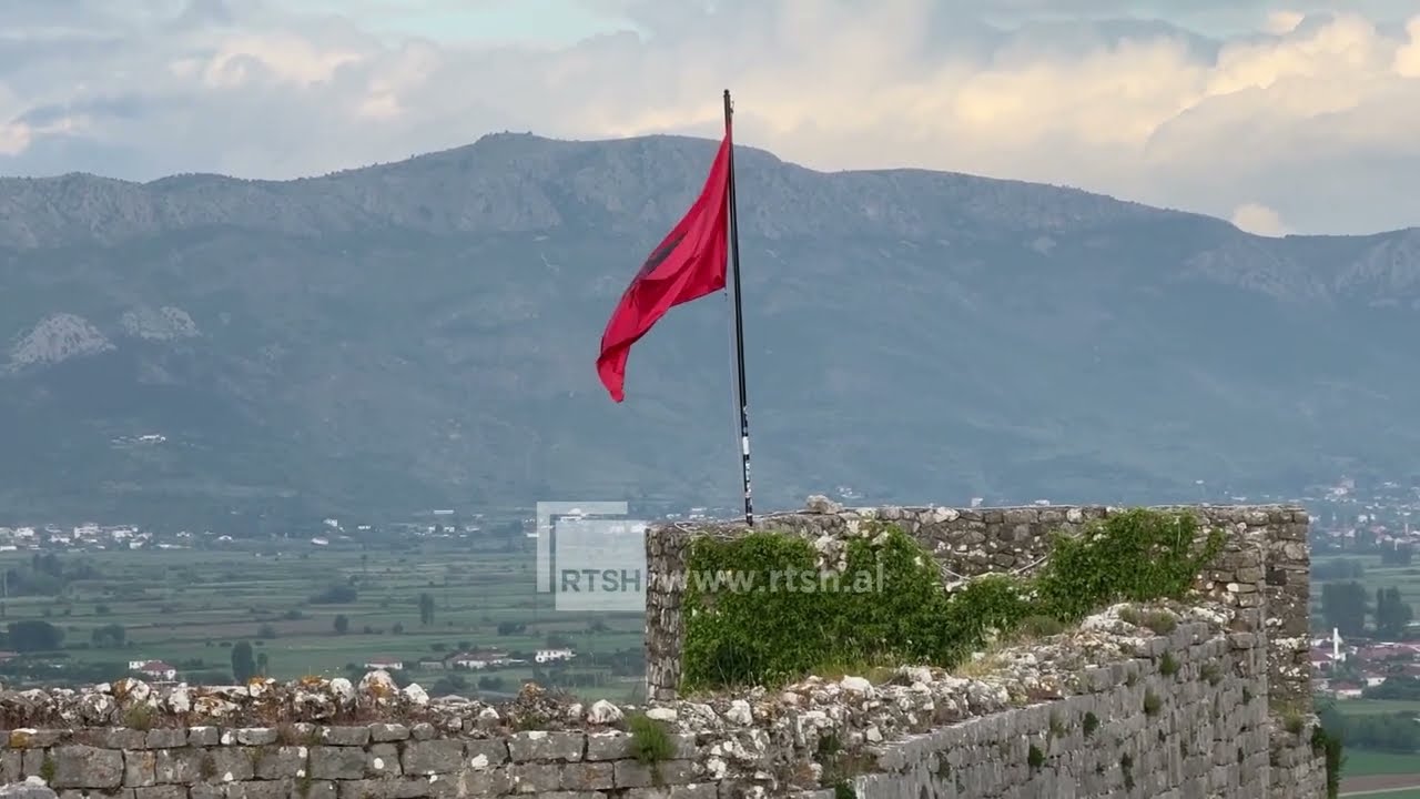 Më shumë orë për Rozafën, kalaja hyn në sezonin veror me orar të zgjatur dhe projekt rijetëzimi