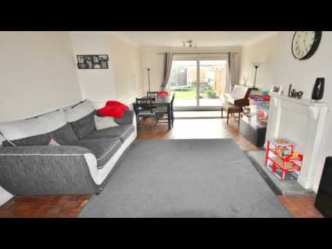 3 bedroom Semi-Detached property for sale in Meon Close Chelmsford Essex