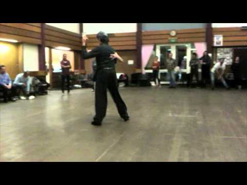 Ornamenting with Grounded Change of Direction