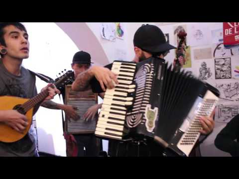 Bestiärio - Promesa de sinceridad (Festival Visual Volcán Sept 2016)