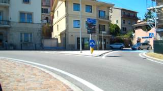 アキーラさん山頂へ②親日国サンマリノ・ティターノ山頂の城塞へ!Bound for Citadel,San-Marino