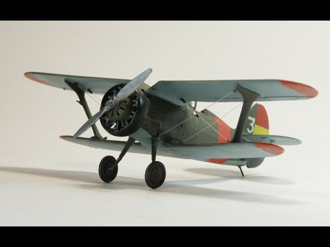 Polikarpov I-15 ICM 1/72 slide show of model building.
