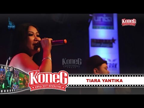 KONEG LIQUID feat Tiara Yantika - Penasaran [1st Anniversary KONEG BAND - Liquid Cafe Jogja]