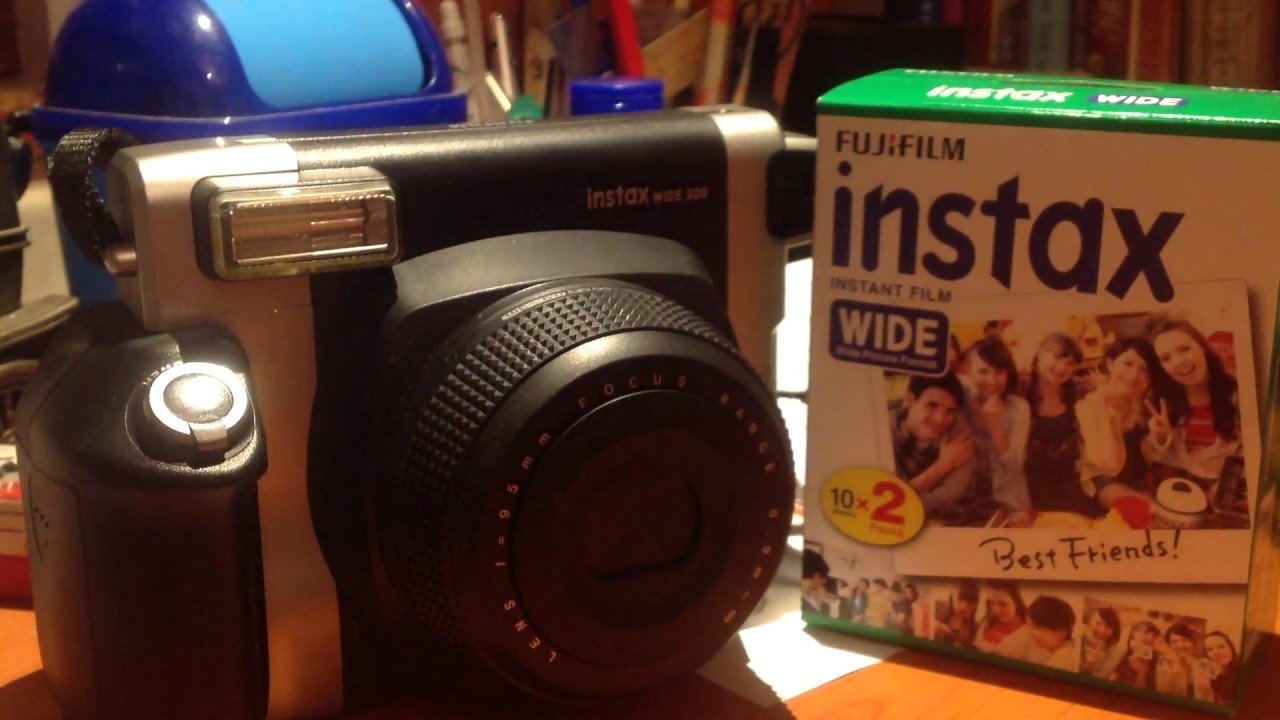 Моментальная фотокамера Fujifilm Instax Wide 300