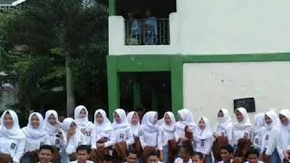 Download lagu Puisi Detik-detik perpisahan mp3