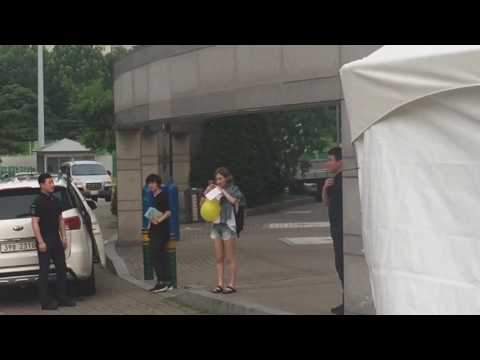 [Fancam] 160710 Taeyeon下班 @Butterflykiss