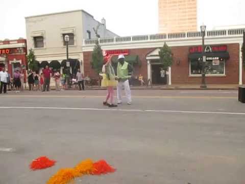 SUSAN STONE ( FAT POCKET BAND SINGER DANCES WITH ME - DANCE )