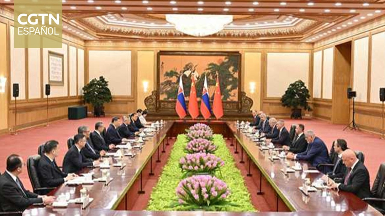 El presidente eslovaco, Peter Pellegrini, llega a China para una visita de Estado