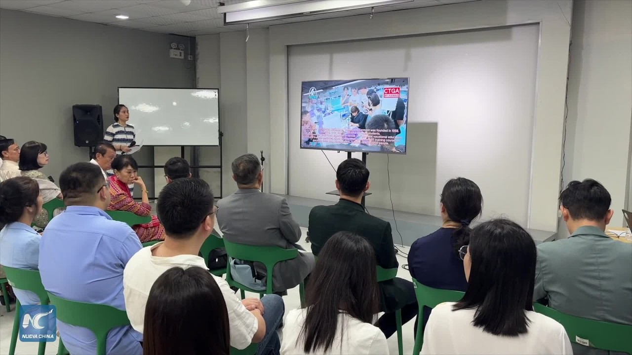 Programa de formación chino impulsa habilidades en la industria textil de Myanmar