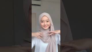 Download lagu comel tak?? zahira comel ke tudung yg comel??? siapa nk tutorial tudung hari tu??? mp3