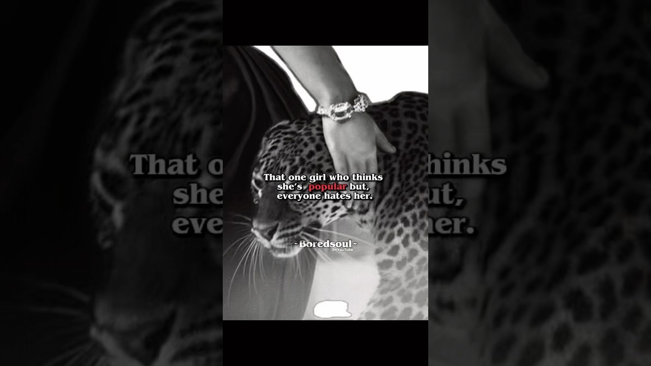 Begging on the knees to be popular..😮‍💨@Noorae.x