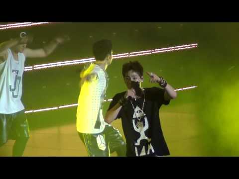 121124 Mo.A Live Concert in Vietnam - JJ Project - Hooked