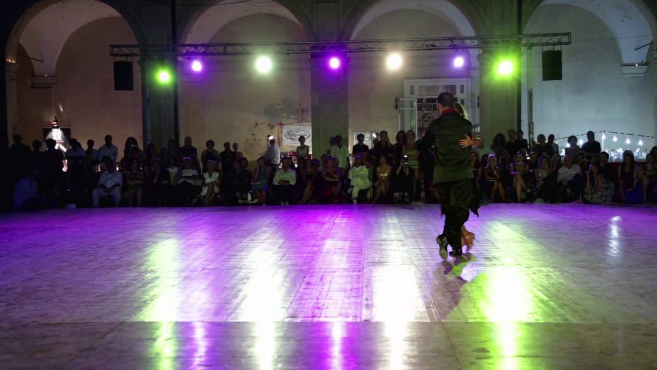 Joe Corbata y Lucila Cionci - Catania Tango Festival 2013 - Video 3-4
