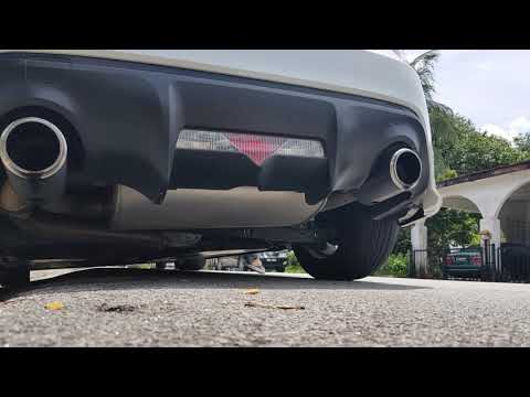 GT86 stock header vs Tomei UeL header