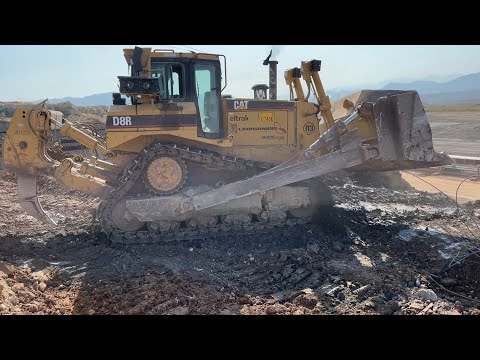 Caterpillar D8R Bulldozer - Sotiriadis/Labrianidis Construction