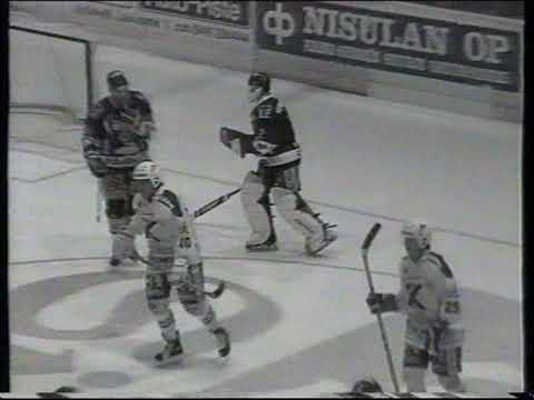 JYP HT - KalPa 3.12.1989 / Pasi Kuivalaisen 1.liigaottelu
