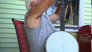 Video thumbnail for Clean and String a 5 string banjo by rpeek
