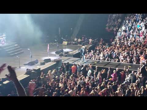 download lagu mp3 mp4 Def Leppard Montreal, download lagu Def Leppard Montreal gratis, unduh video klip Def Leppard Montreal