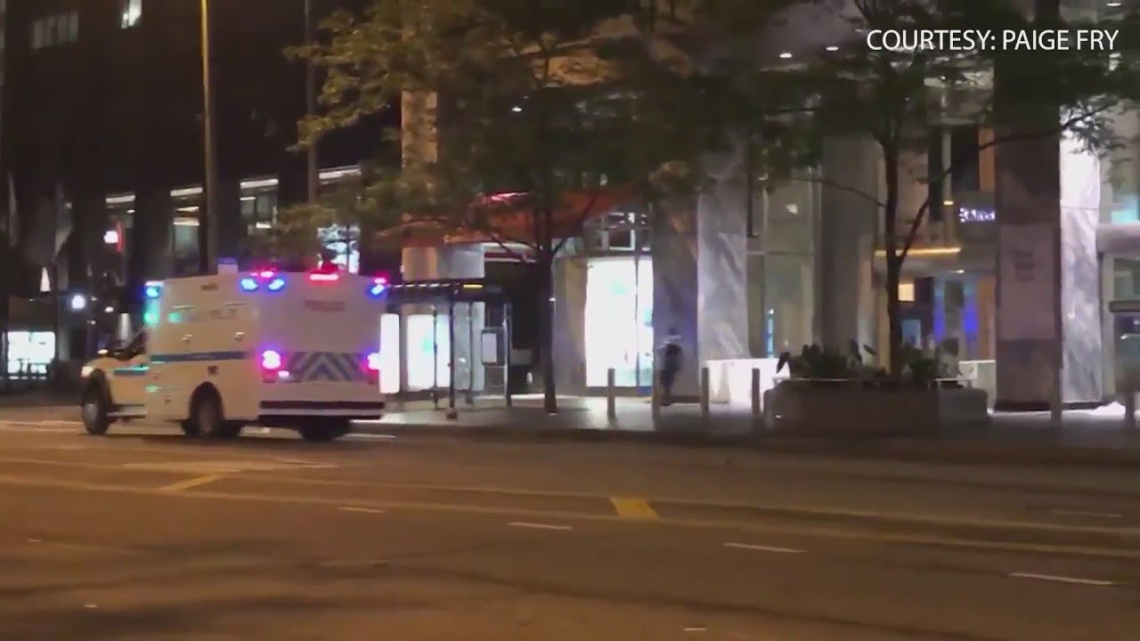 Widespread looting reported overnight in downtown Chicago