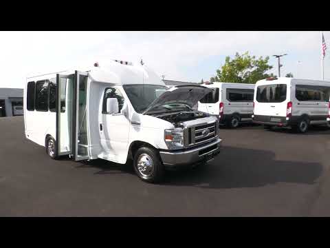 2017 Ford Starcraft Starquest 14 Passenger Shuttle Bus – S24979