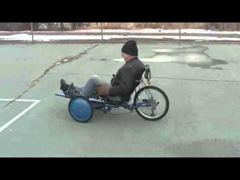 Larry's Tilting Tadpole Recubmbent Tricycles - Tennis Court