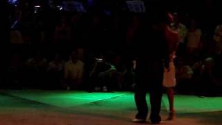 Sebastian Arce and Mariana Montes, show in Sitges-2009