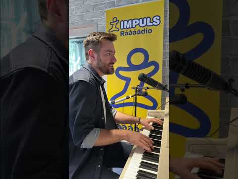 Marek Ztracený dorazil k nám do studia a v éteru zahrál svou píseň Originál. 🎤💛