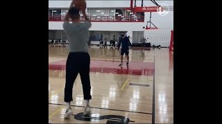 Re: [外絮] 大夢：勇士體系成功是因為沒有大個子