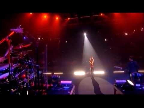 Laura Pausini - E Ritorno Da Te (Live in Paris 05)