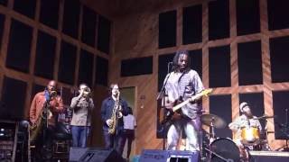 Black Joe Lewis & the Honeybears