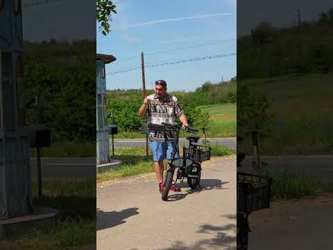 Bicicleta electrică 😂 #romania
