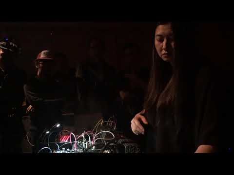 Viviankrist [FRACTAL MODULATION day-1]