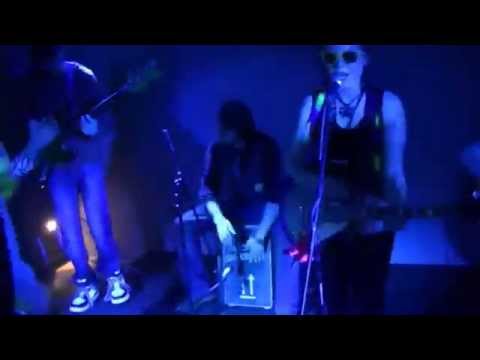 Rusty Jam Revolution - Bee Song