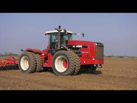 Versatile 435 Red River