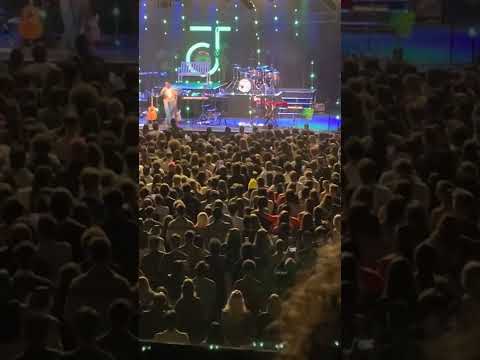 Jacob Collier - Lean on Me | Crowd Harmony | Toronto 10 May 2022 #jazz #jacobcollier #leanonme