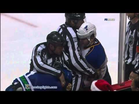 Carlo Colaiacovo vs Keith Ballard Dec 5, 2010