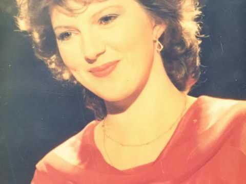 Angela Ciochina Da mi mana prietene