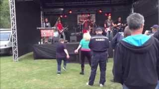 Video POKRAČUJÍCÍ ZÁVADA - Večírek (COVER)