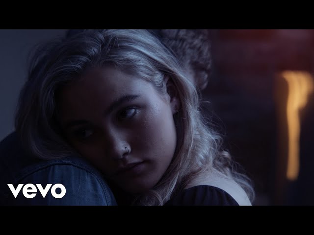  Honeymoon Phase - Emilia Tarrant