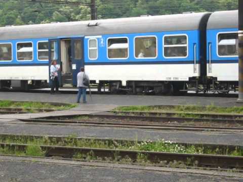 Odjezd zpožděného vlaku Os 6457 - Ústí nad Labem-západ