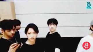 STRAY KIDS JAMMING TO SHOOT ME (DAY6)