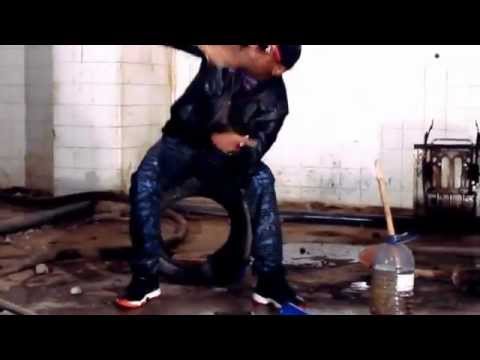 Eddie Angel Feat Dygo Jurus - Qual e a cena - YouTube.FLV