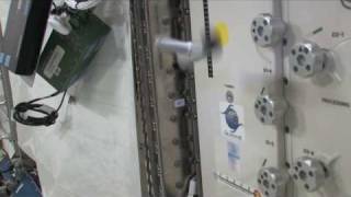 Dancing T-handle in zero-g, HD