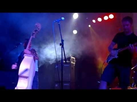 THE SWAMPY'S - PRETTY IN PINK PSYCHOBILLY MEETING 2013