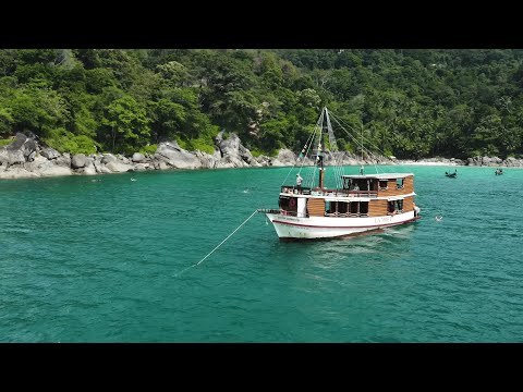 Круиз по югу Пхукета на деревянном катере La Moet Phuket, пляжи Най-Харн, Фридом и другие.