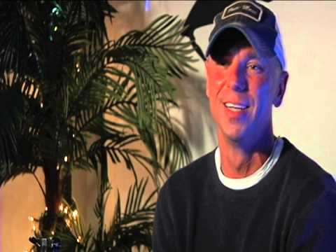 STEF DIPIETRANTONIO INTERVIEWS COUNTRY SUPERSTAR KENNY CHESNEY