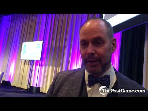 Ernie Johnson Explains How He Gets Ready For March Madness