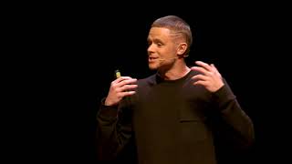 How to grow from underdog to basketball and social media icon | The Professor | TEDxDenHelder